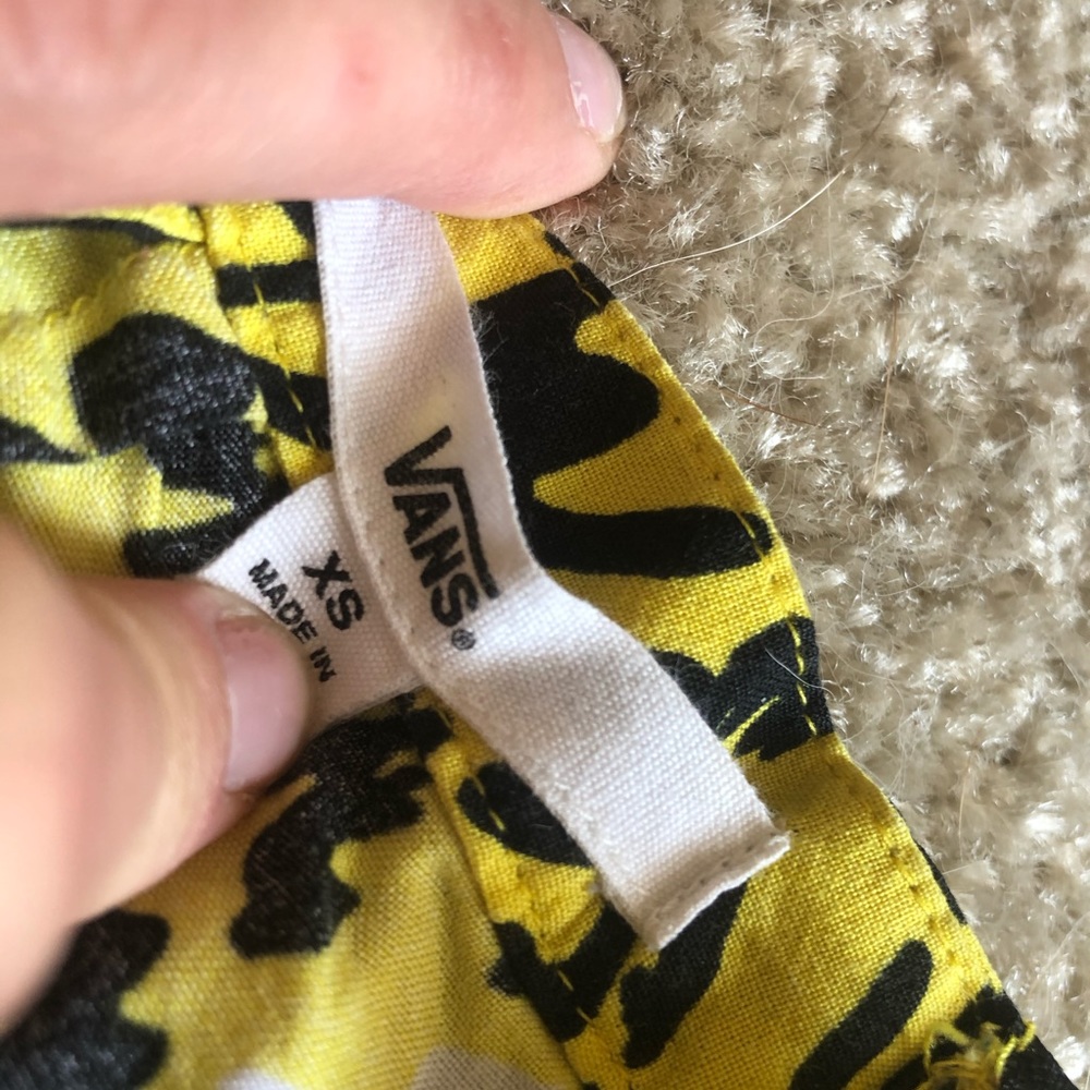 Vans shorts - Picture 2 of 3